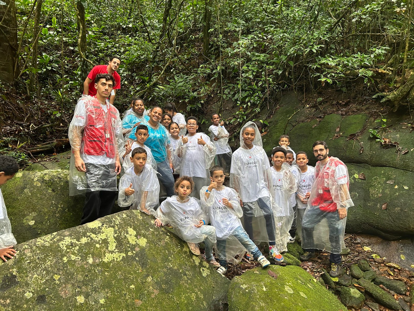 Projeto da Cruz Vermelha São Paulo Leva Crianças para conhecer a Serra